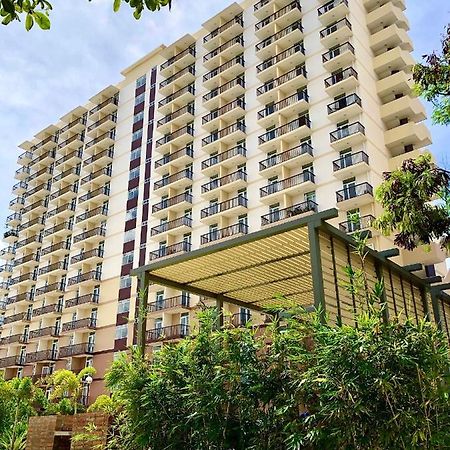 Condo W/ Balcony Near Mactan International Airport Lapu-Lapu City Exterior foto