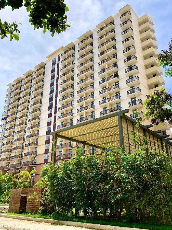 Condo W/ Balcony Near Mactan International Airport Lapu-Lapu City Exterior foto